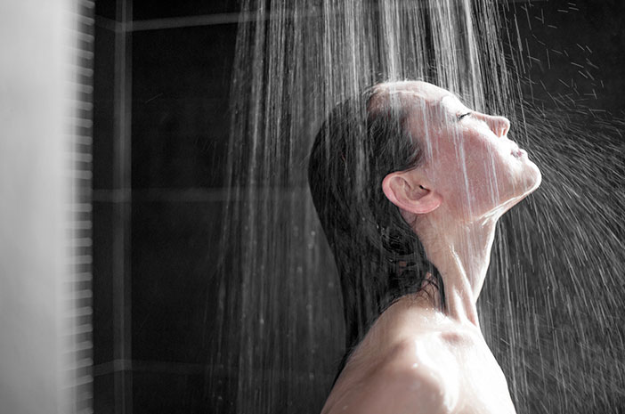 Cara Tepat Merawat Kulit Dan Rambut Agar Tetap Sehat Bagi Kalian Yang Sering Berenang